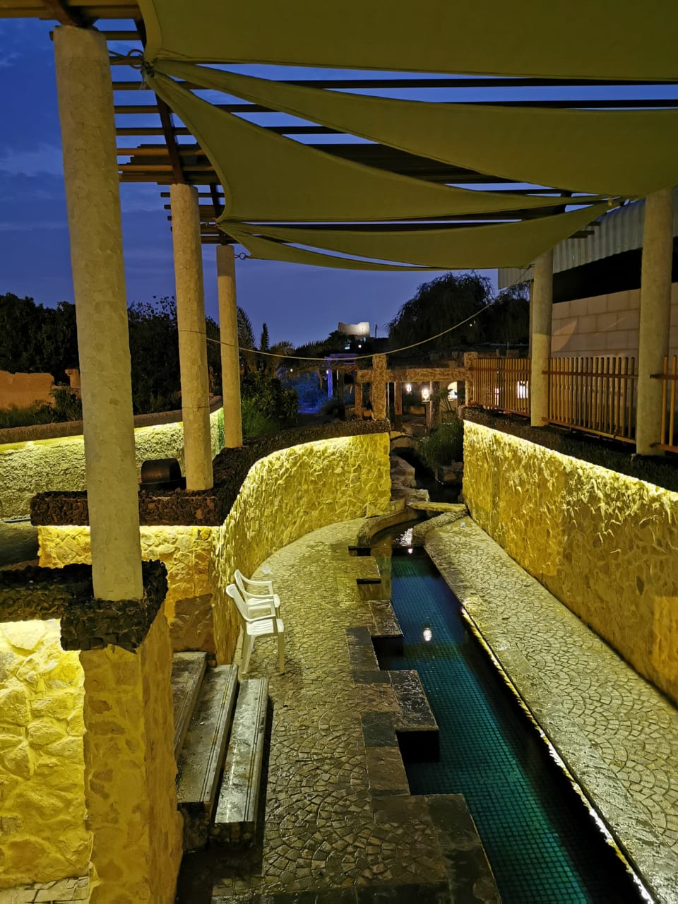 واحة صعراء 4
