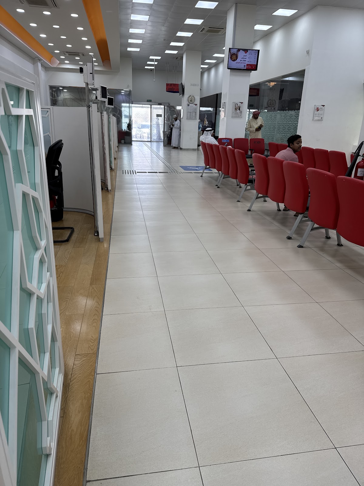 Bank Muscat Buraimi, Main Road - بنك مسقط فرع البريمي الشارع الرئيسي 5