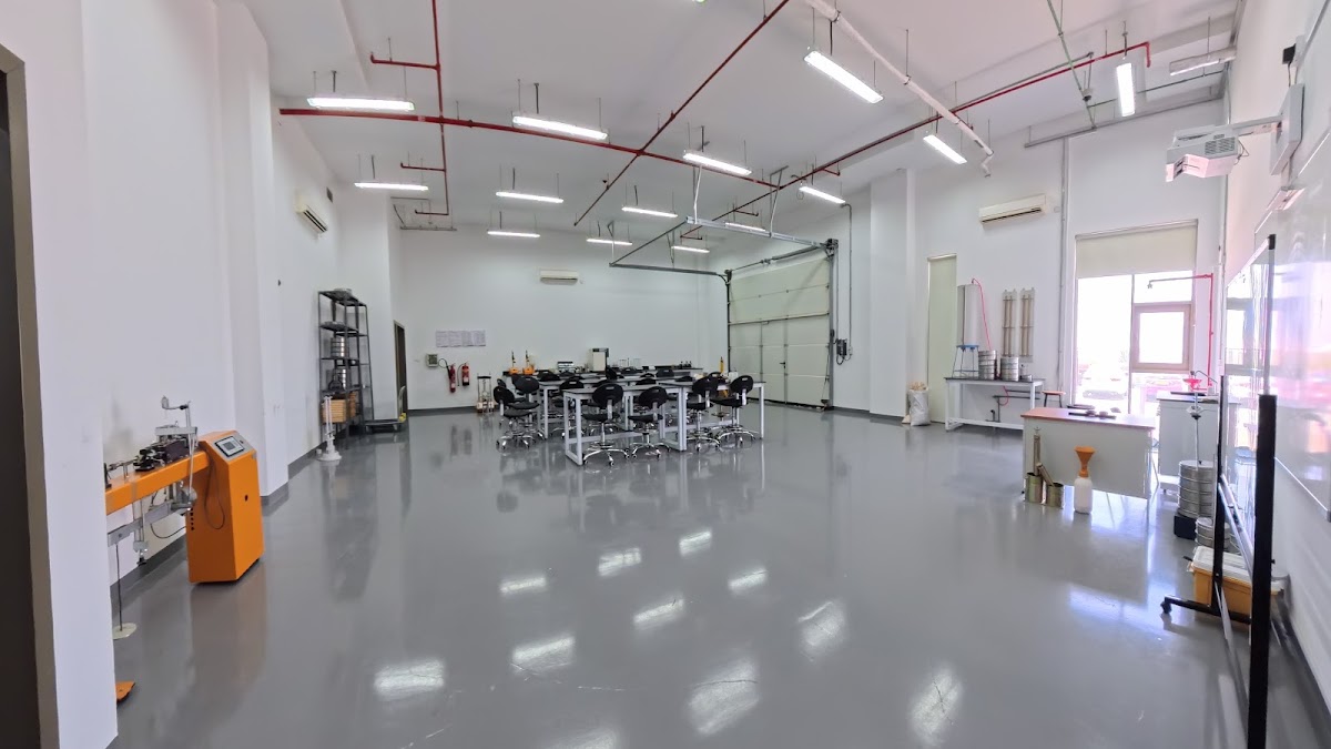 جامعة البريمي 6