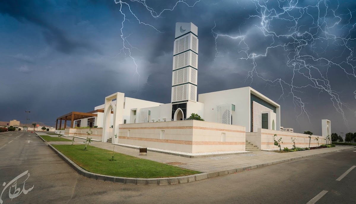 كلية البريمي الجامعية 6